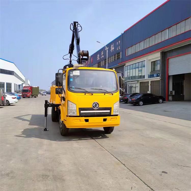 Truck mounted wood grabber, self loading, self unloading, transportation, wood clamping machine, garden log yard, four different types of wood pulling multi-function Dump truck