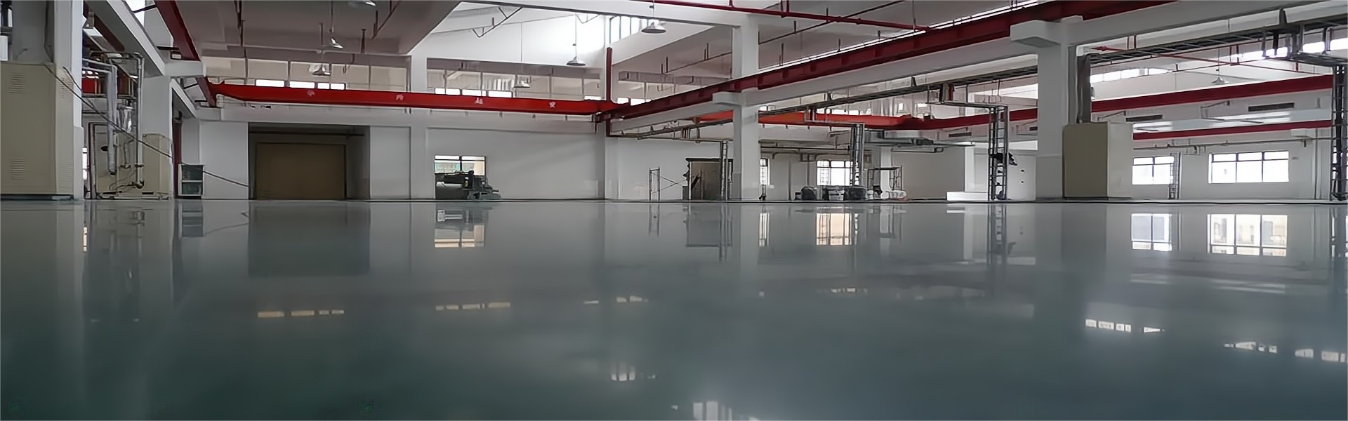 Epoxy resin flat coating type flooring with strong toughness, wear-resistant, flat and smooth sealing primer