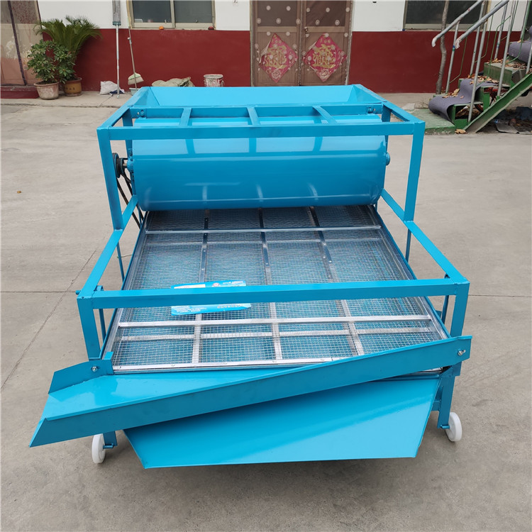 Sesame screening machine Gravity type wheat and rice stone removal machine New morning onion seed cleaning machine