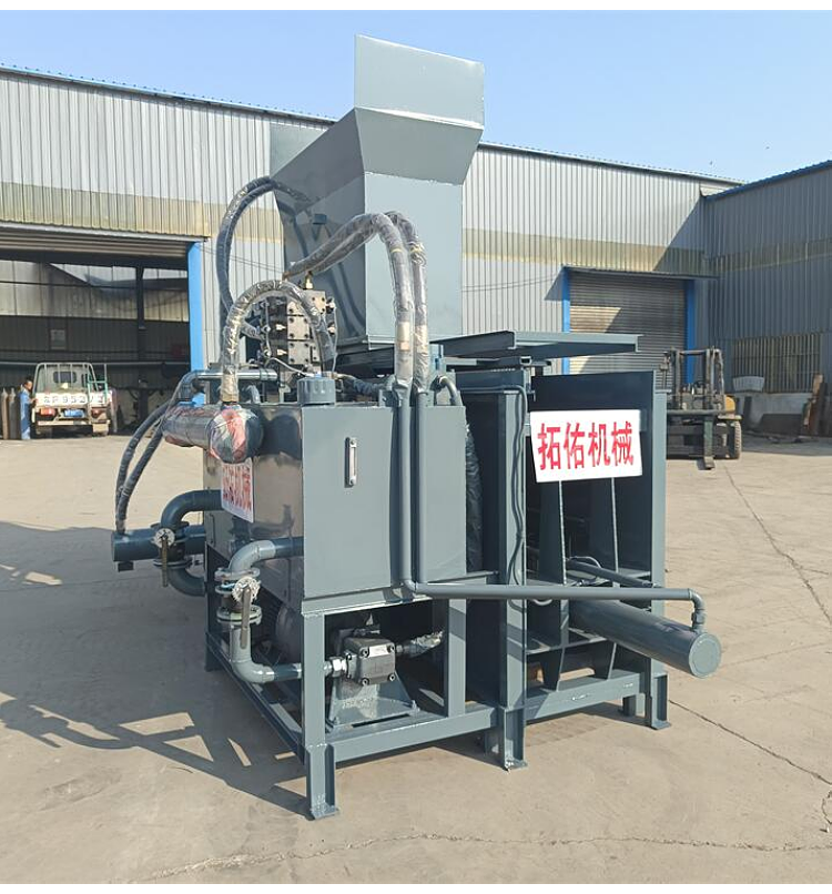 Three cylinder fully automatic ensiling and packaging machine, corn straw ensiling and briquetting machine, forage hydraulic bagging machine, details