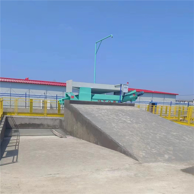 Large vibrating sand and gravel separator with zero discharge in concrete mixing plant