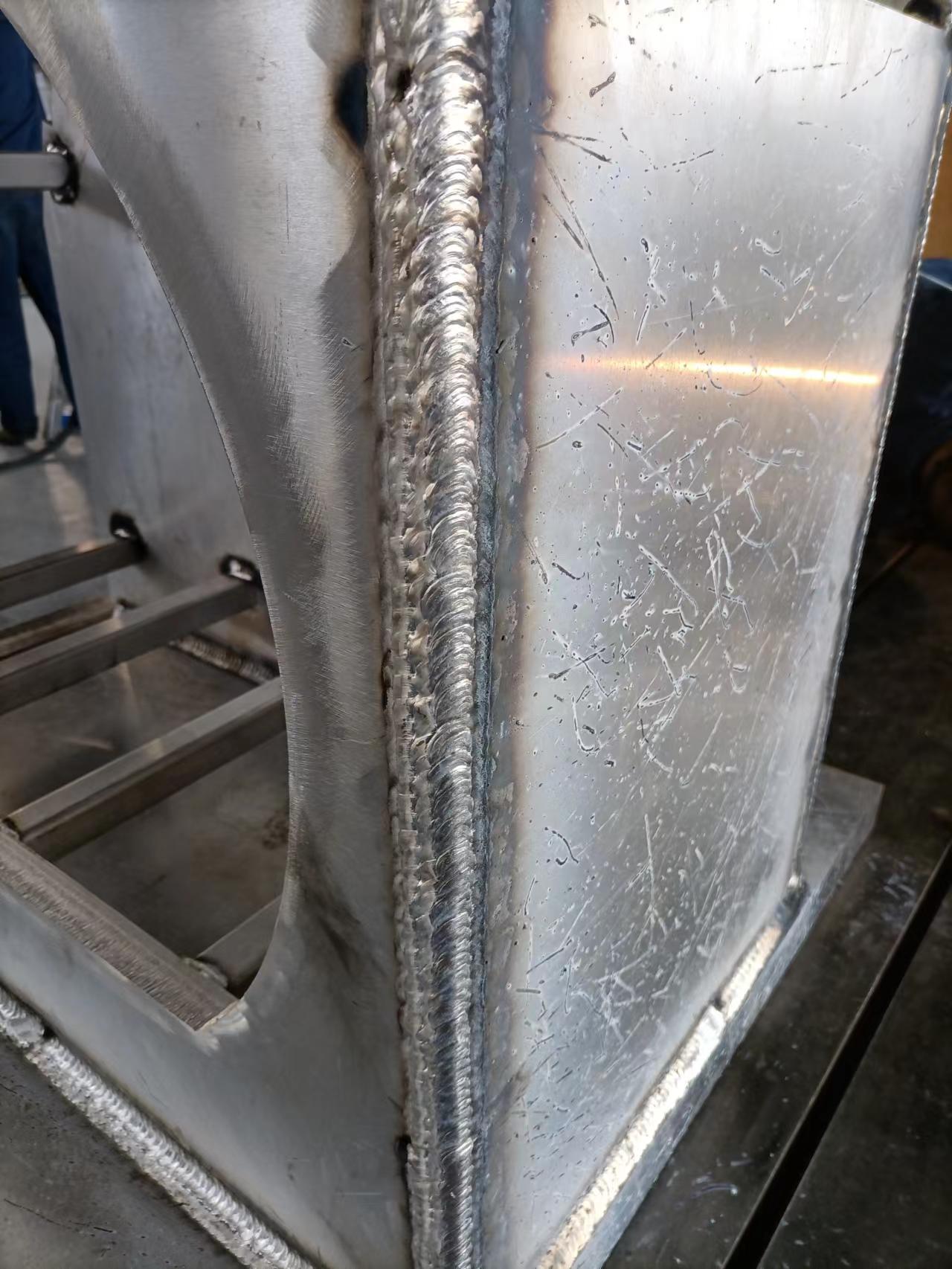 Customized strength in welding and processing of aluminum alloy thick parts Manufacturer's welds are beautiful and can be sampled for fast construction period and free design