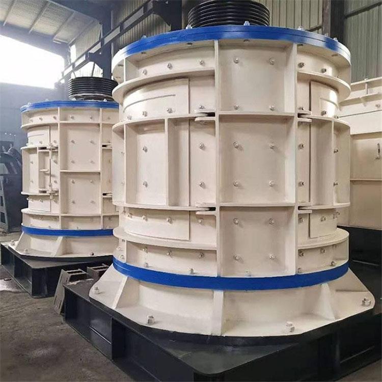 Henghong Non Sieve Bottom River Pebble Vertical Sanding Machine Coal Gangue Vertical Composite Crusher Refractory Material Composite Crusher
