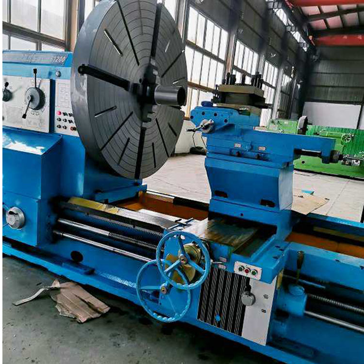 The manufacturer provides CW61200 heavy-duty lathe with three speed DC variable frequency machine tool CK61100 CNC