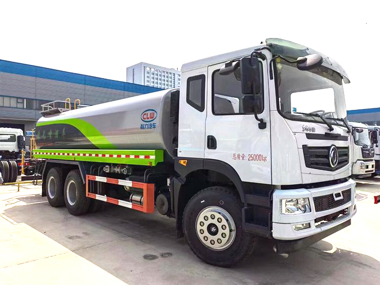 Dongfeng rear eight wheel 20t sprinkler 19m3 large volume Huashen T5 green sprinkler can be equipped with spray