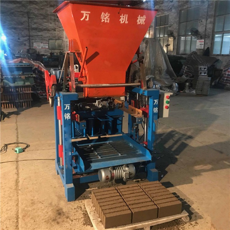 万铭4-35C多功能免烧水泥砌块成型机 粉煤灰水泥标砖机建材设备