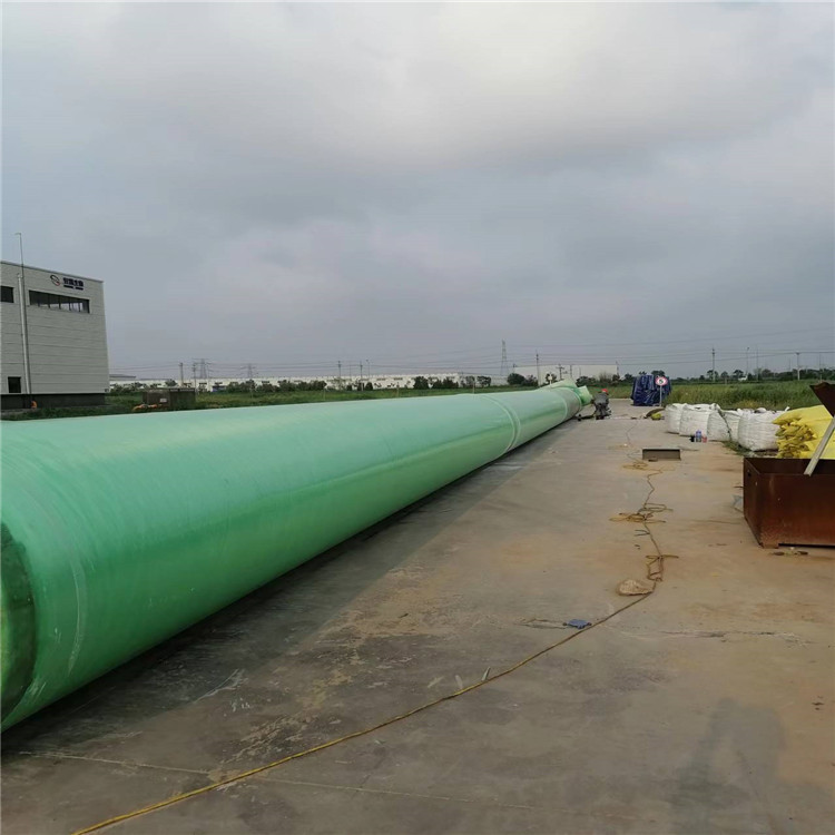 Fiberglass reinforced plastic cable ducts, FRP sand sandwiched ventilation and sewage pipes, have a wide range of uses and are easy to customize according to construction needs