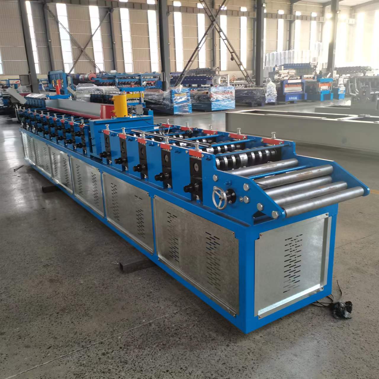 Practical manual number changing fish scale net equipment, building water stop steel plate machine, Shengrun customized irregular cold bending equipment