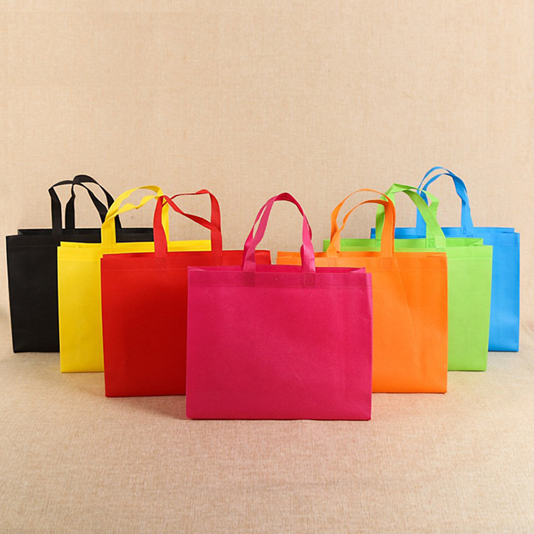 Spot non-woven tote bags can be printed with logos, environmentally friendly three-dimensional bags, clothing, shopping bags, training, advertising, and wholesale