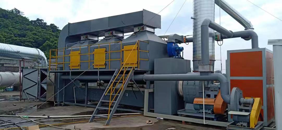 20万风量催化燃烧设备 橡胶厂油漆厂用 变频控制方式 余热可回收 圣建