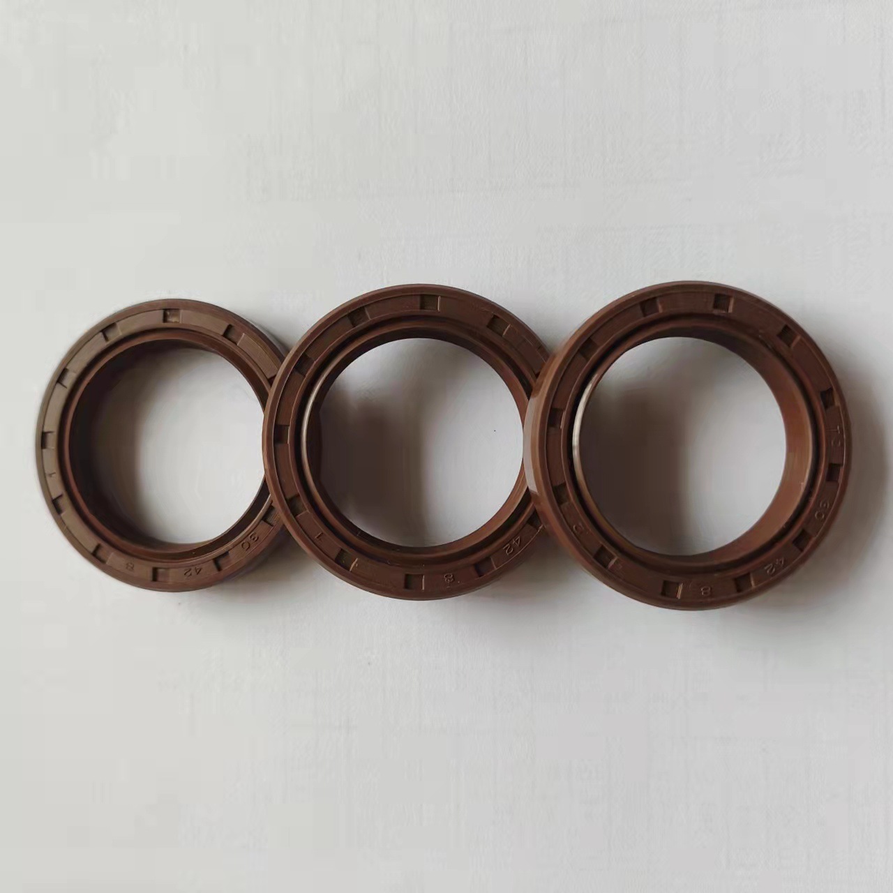 Various non-standard sizes of silicone sealing rings, rubber sealing rings, O-ring seals