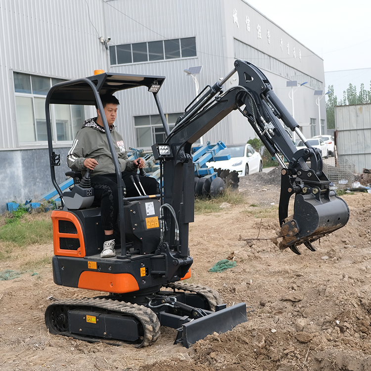 园林绿化挖掘机 小型农用混凝土破碎挖机 13型微挖