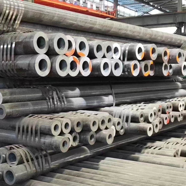 Sales of large diameter seamless steel pipes, cold drawn small diameter precision pipes, thick walled seamless pipes, alloy steel pipe cutting