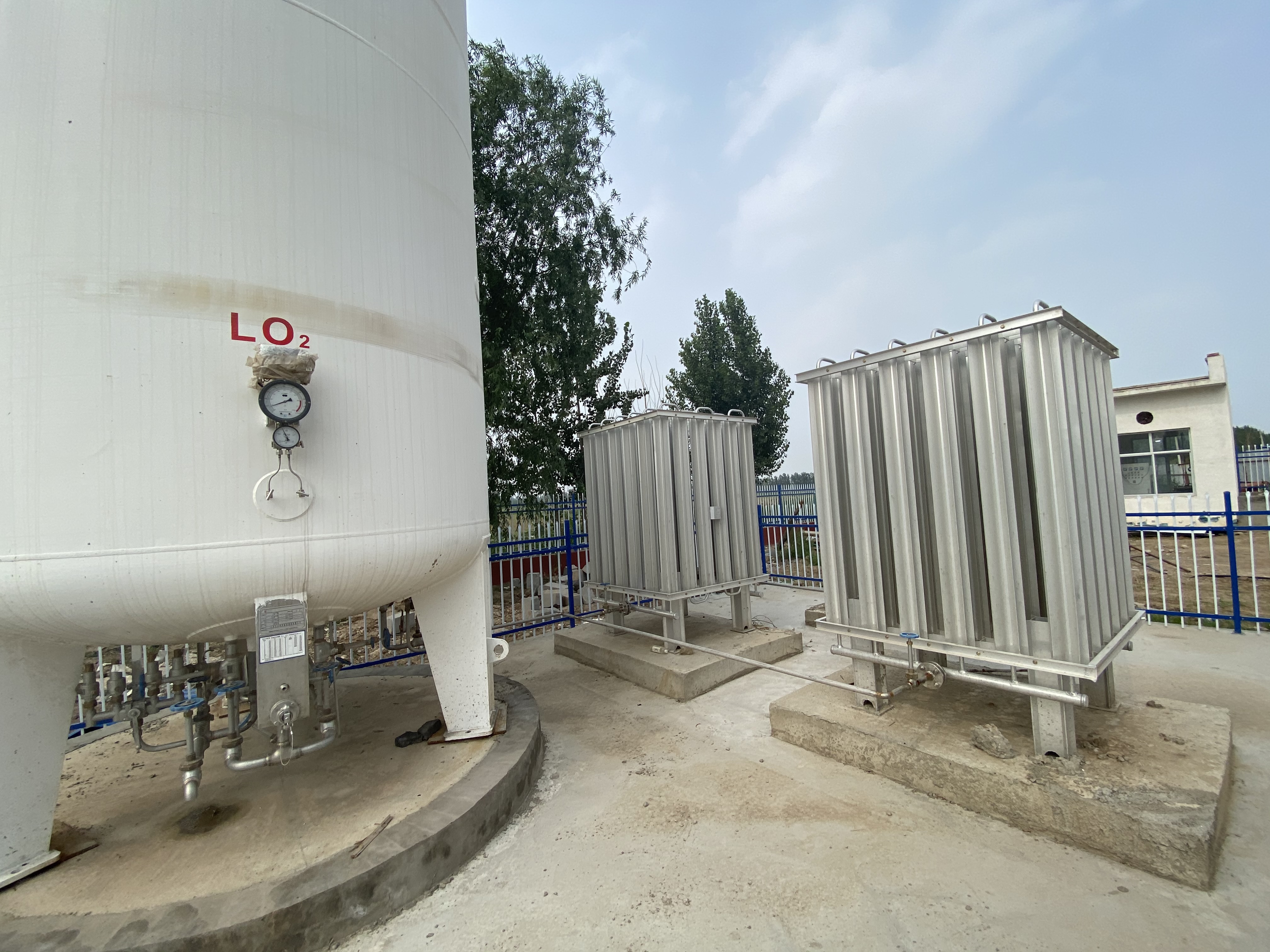 Ruihua Environmental Protection Aquaculture Using Sterilization and Algae Killing Ozone Generator for Sewage Purification Equipment