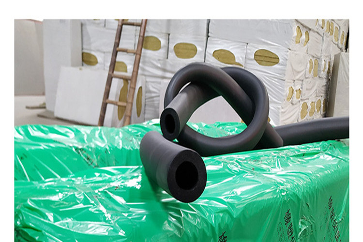 B1 level air conditioning color rubber and plastic pipes, flame retardant and thermal insulation rubber and plastic insulation pipe specifications can be customized