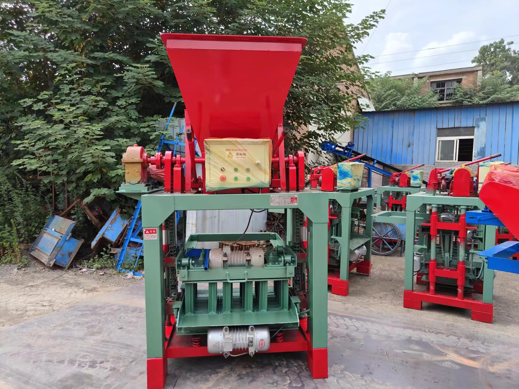 Rural Small Hollow Cushion Block Machine Permeable Brick Equipment Fully Automatic Solid Waste Non Burning Block Machine Road Color Brick Machine