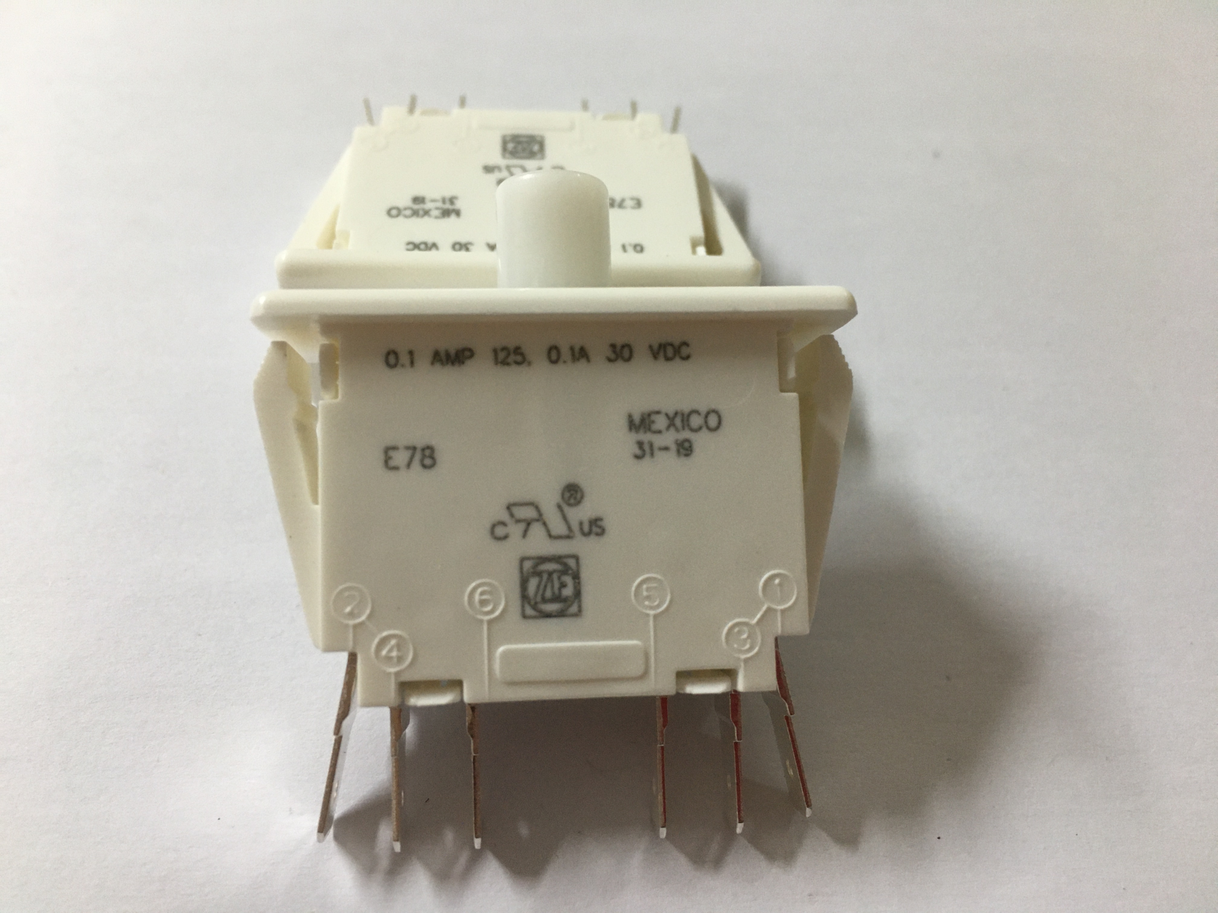 ZF Electronics button switch DPDT E78-40A0