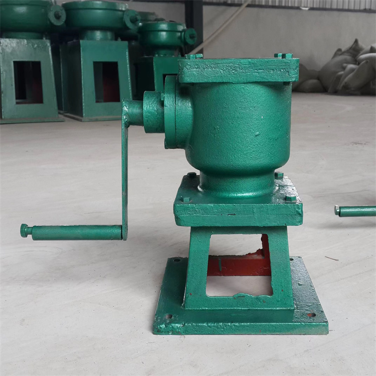 QLC type side swing screw gate hand operated hoist can be used for small-scale water conservancy and farmland irrigation