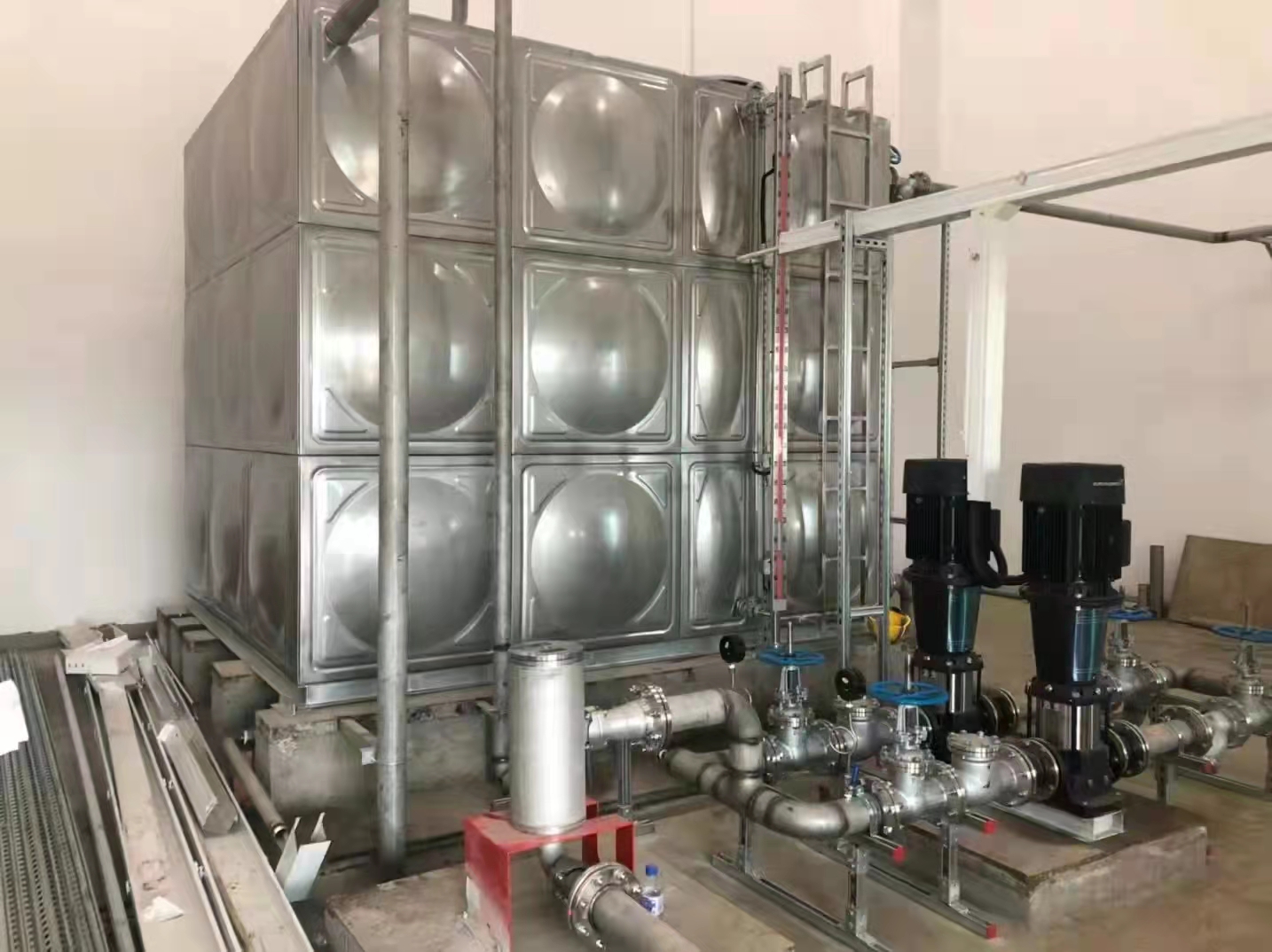 Factory stainless steel insulation, fire protection, daily assembly, welded school hospital water tank