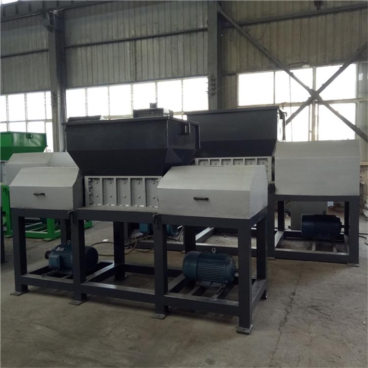 Dual axis shredder 1000 garbage shredding equipment Xinlianda runs smoothly