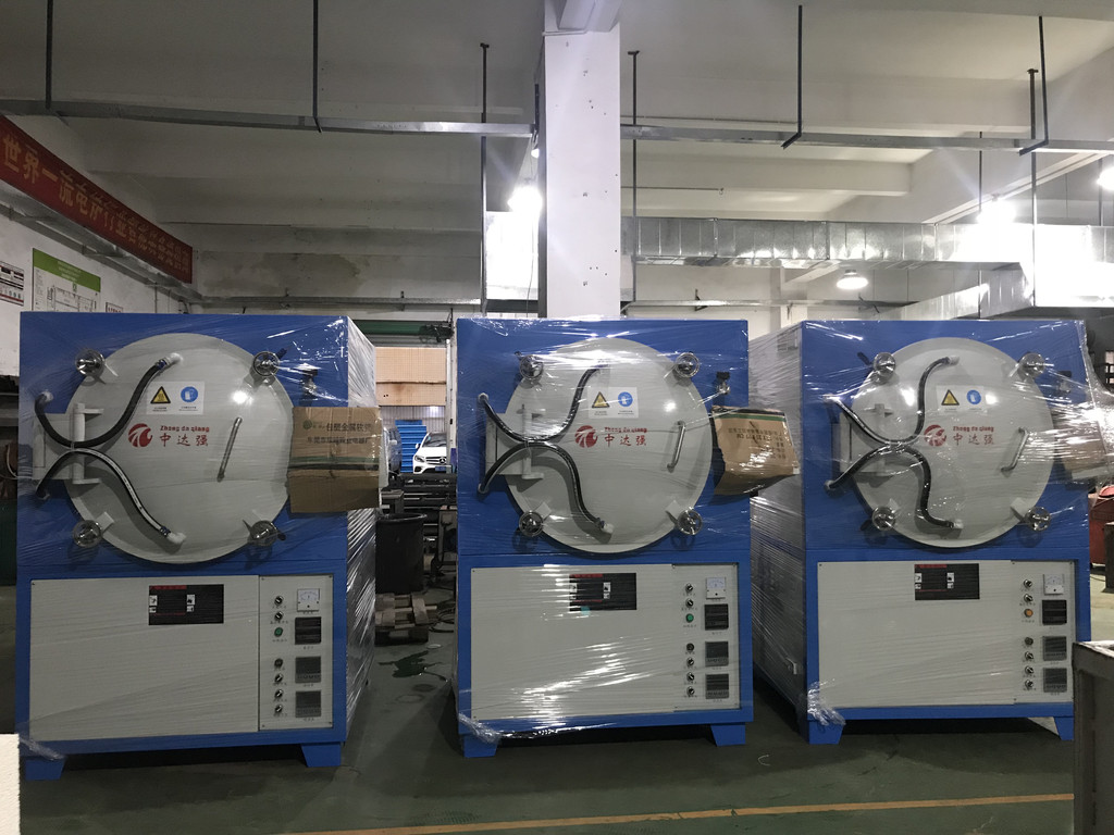 Zhongda ZDZK3-500 vacuum furnace has no deformation at high temperature and no oxide layer peeling after multiple uses