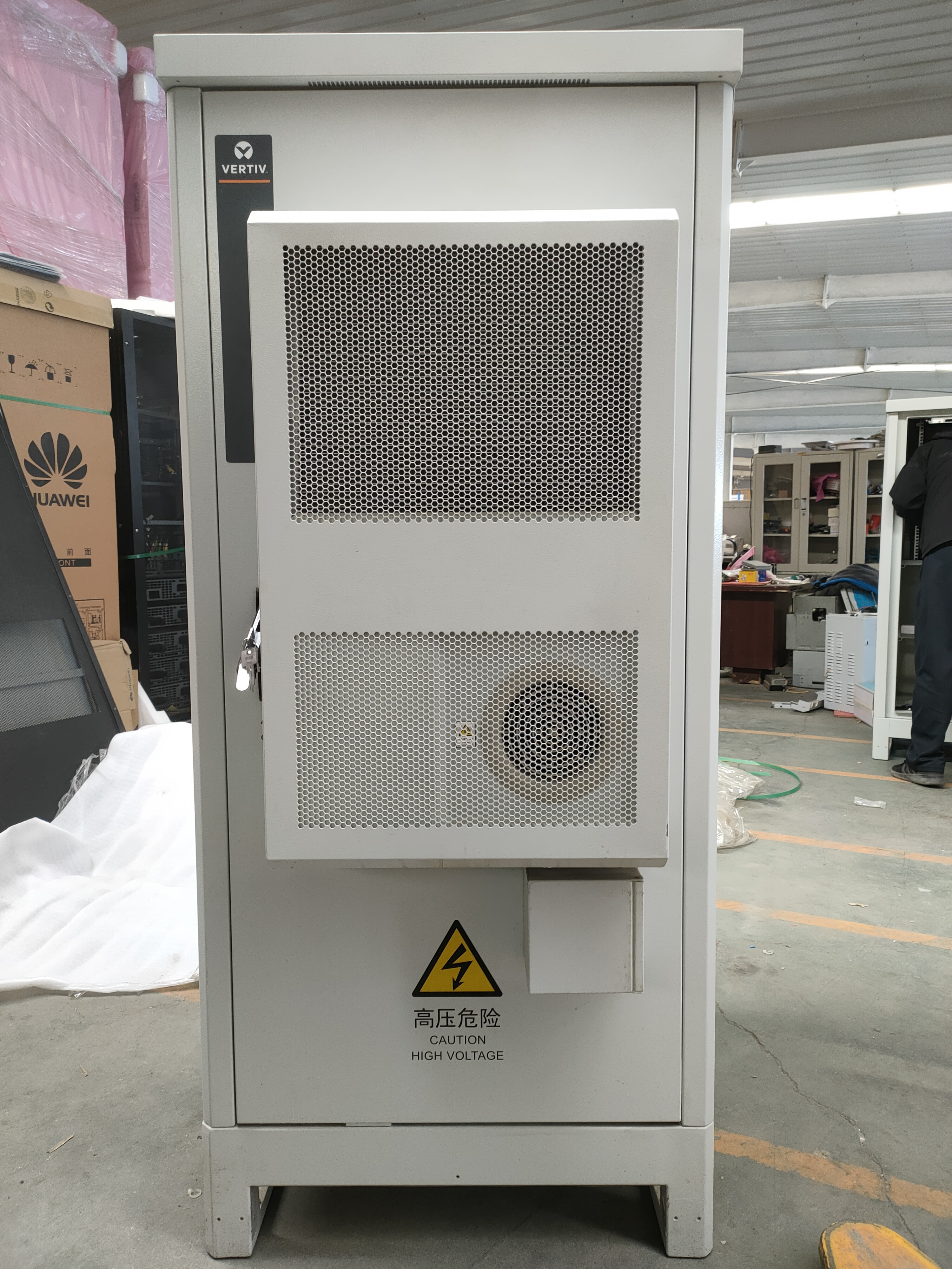 Outdoor power supply cabinet cabinet size can be selected for air conditioning AC1500w, outdoor protection level IP55