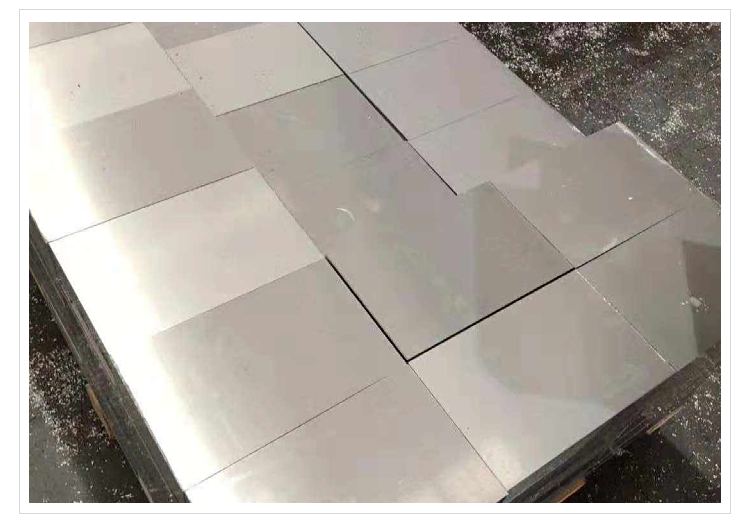 Anodizing of 6061 alloy aluminum plate with small, medium, and large drawing surfaces for production and cutting of 5052 aluminum alloy plate welding