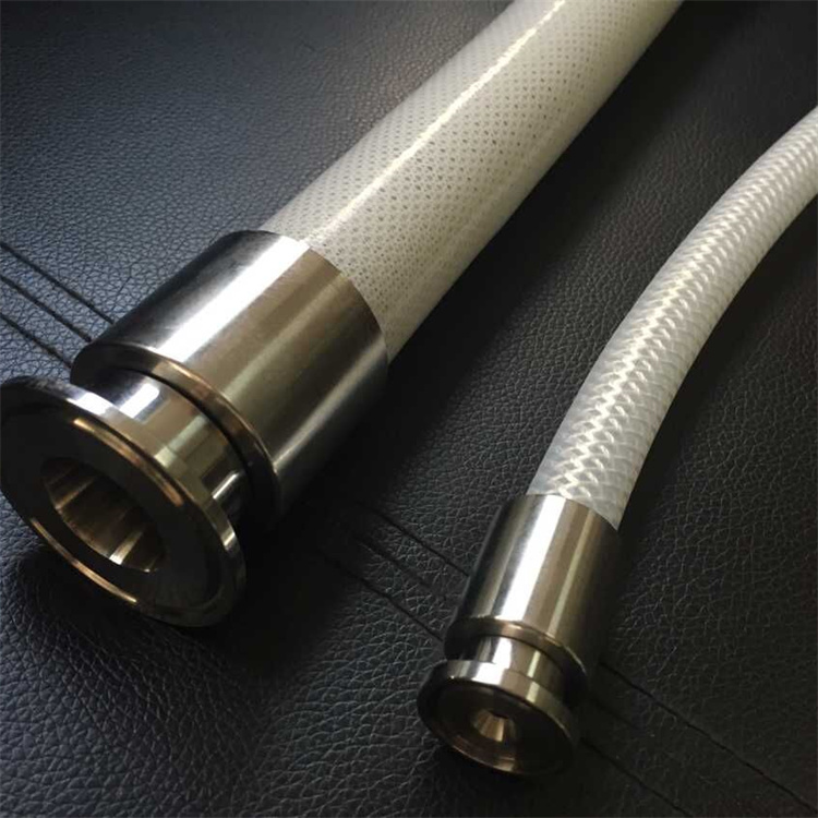 The vulcanized silicone hose does not decompose any odor or taste, and the inner wall is smooth and not sticky to water