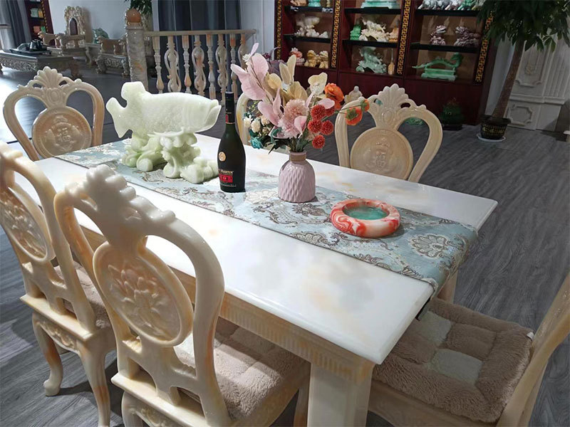 Customized manufacturer of jade tables, chairs, dining tables, jade carvings, European style furniture, sofas, coffee tables, stools, and home furnishings