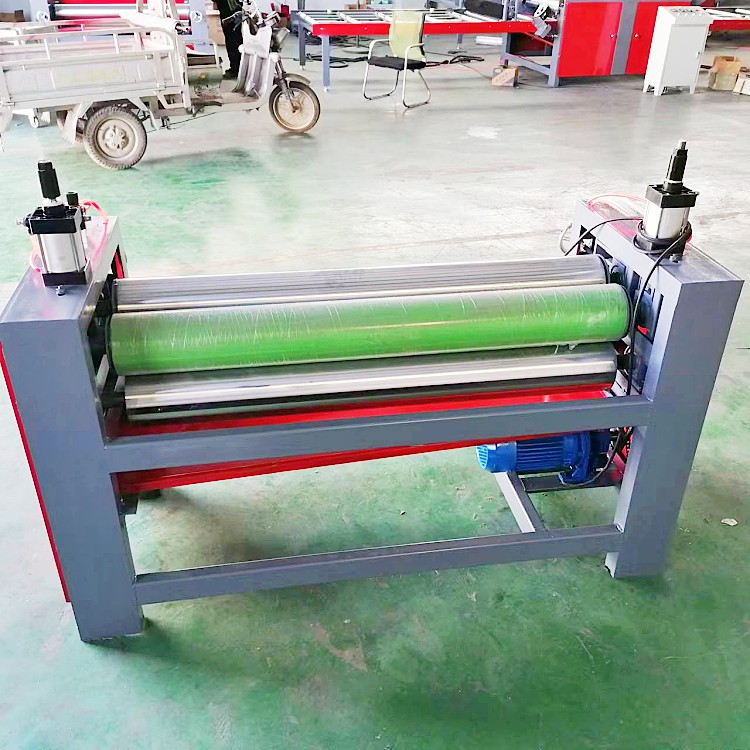 Single side calcium silicate board gluing machine, even gluing, no glue leakage, good glue quantity, control of its own adhesive film Pouch laminator