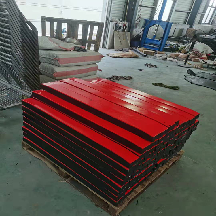 Ordinary coal polyethylene board buffer strip anti-static belt conveyor flame retardant parts black and red color matching, high wear resistance and collision prevention