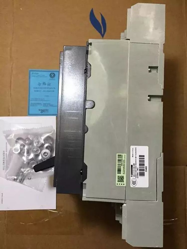 施耐德塑壳断路器NS800N MIC2.0 3P 800A 空气开关 产品关键词:施耐德ns800n开关;塑壳断路器800;塑壳断路器 ...