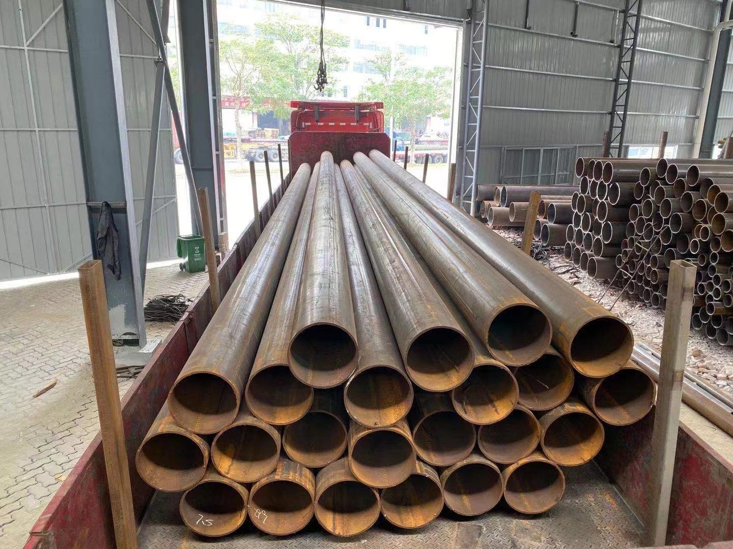 Lecong Q235 straight seam welded steel pipe, welded steel pipe, black iron steel pipe rack pipe manufacturer, wholesale and retail