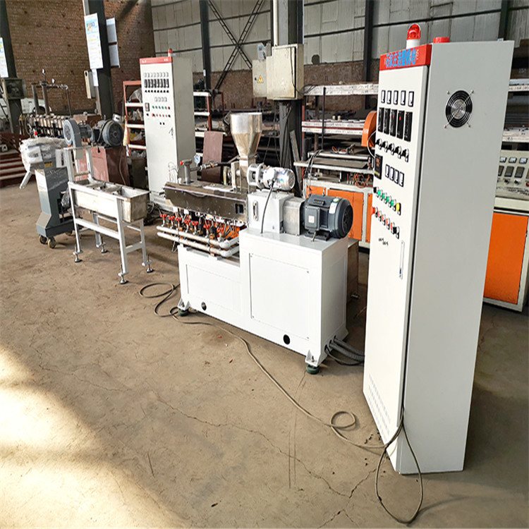 Manufacturing customized twin screw extruders for laboratory use in Haosu scientific research institutions Welcome to call and negotiate