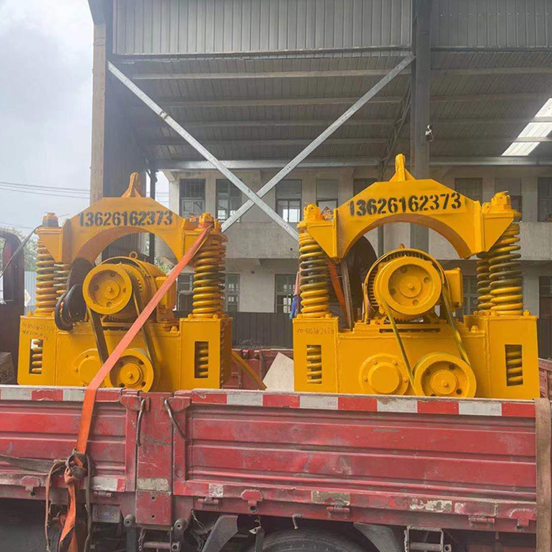 Lingda Mechanical Excavator Head Parts Hydraulic Vibration Pile Hammer Excavator Pile Hammer Head