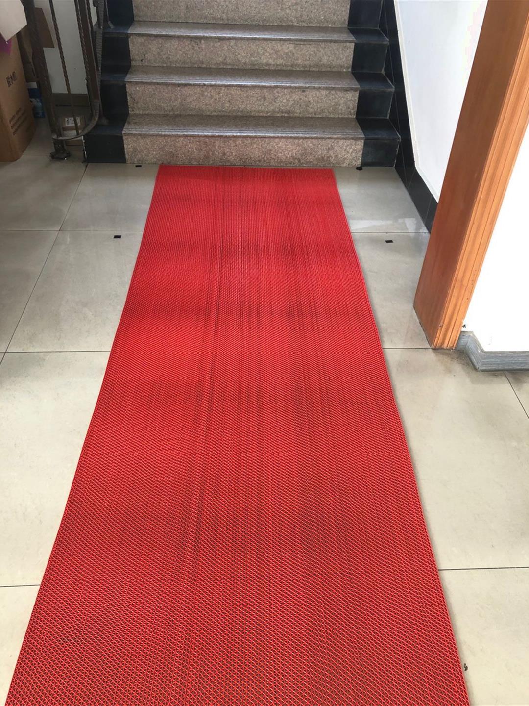 Whole roll anti slip mat, bathroom floor mat, balcony, kitchen floor mat, plastic household hollowed out carpet