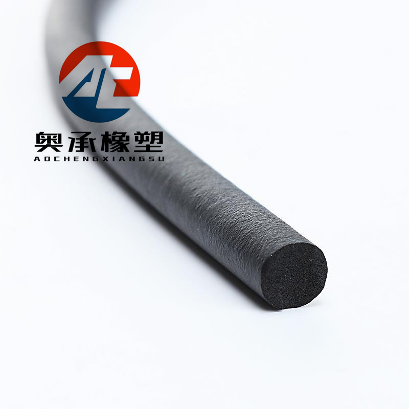 EPDM foam sealing strip, solid circular O-shaped strip, black cylindrical strip, EPDM sponge filled rubber strip