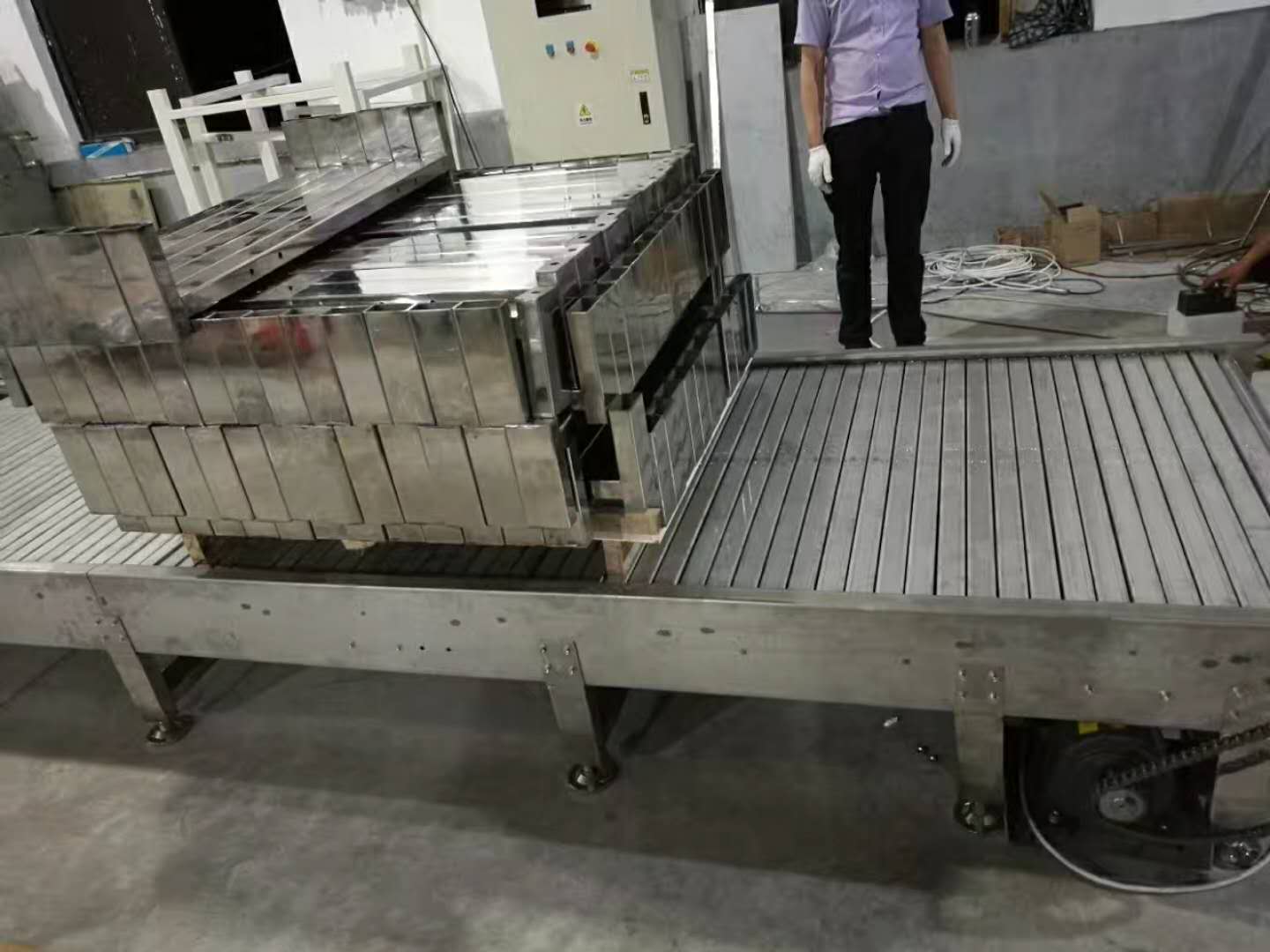 Baihui BH-0102 non-standard customized chain plate heavy-duty conveyor runs smoothly