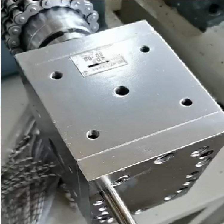 RT熔体泵 耐高温300-400度口罩机计量泵 挤出机油泵溶胶泵