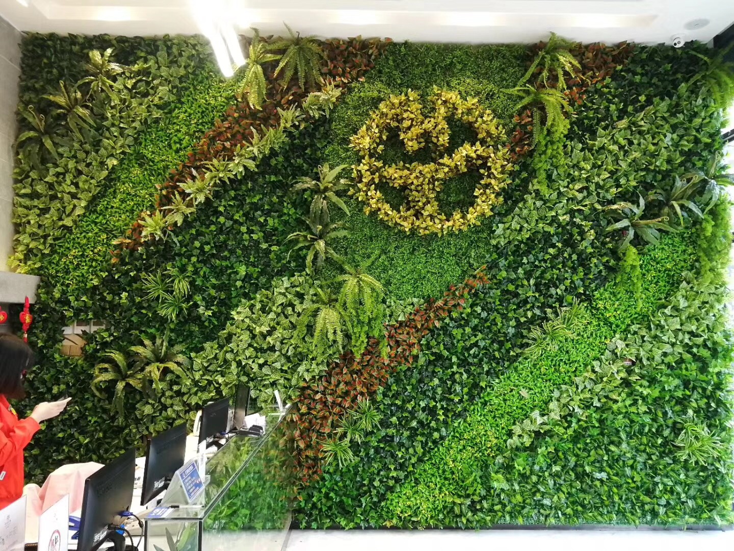 优质仿真绿植墙/墙体植物种类丰富,防晒/阻燃，按需设计生产施工约300.00元(图2)