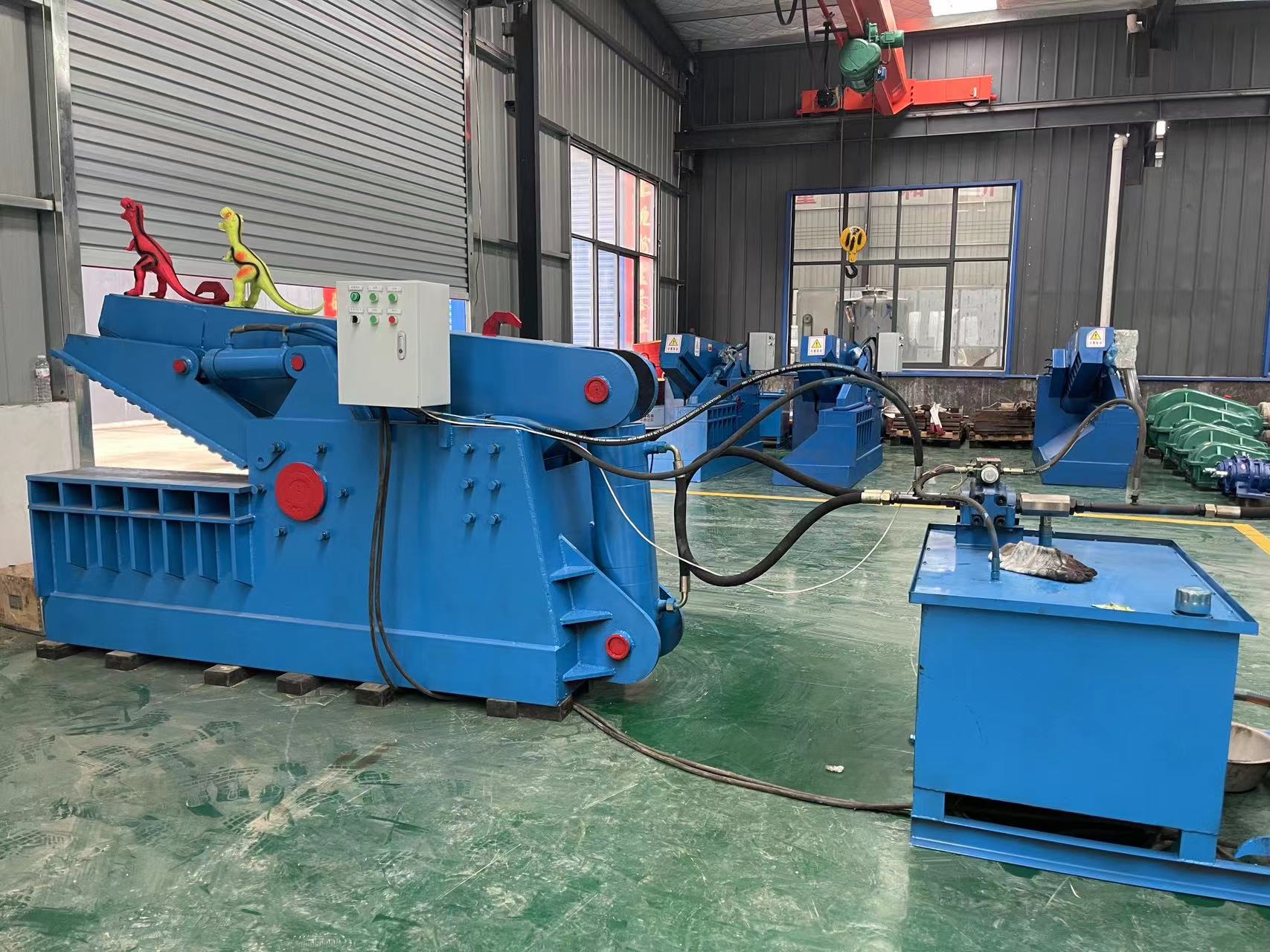 Scrap steel, scrap iron, metal frame, crocodile shear machine, metal crocodile shear, fully automatic hydraulic steel rolling