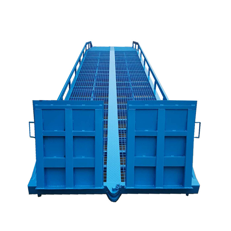 Weilin Qinli Mobile Unloading Platform 10 ton Boarding Bridge Customized Manual Hydraulic Loading and Unloading Platform