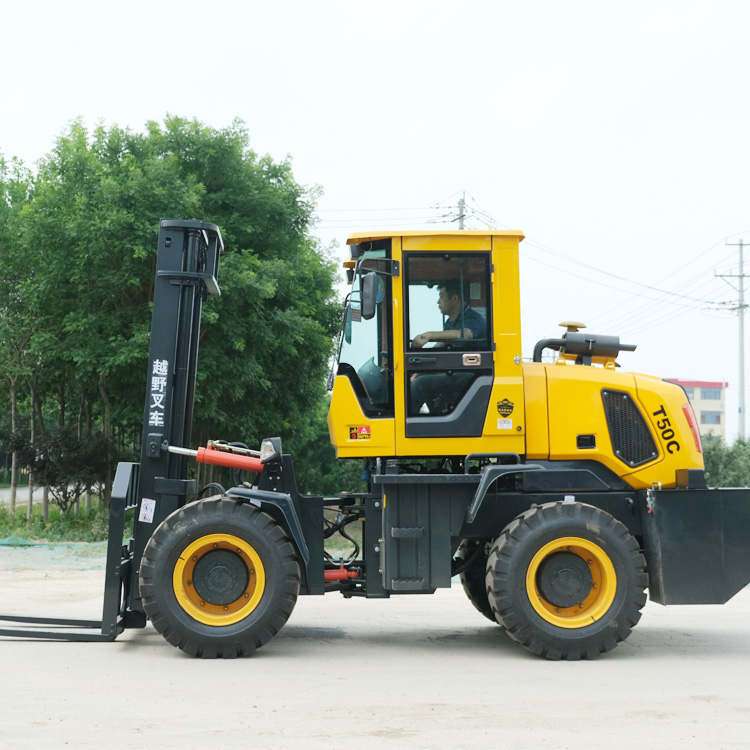 Forklift, 3-ton diesel stacker, handling and loading truck, 4-ton fuel four-wheel drive off-road forklift