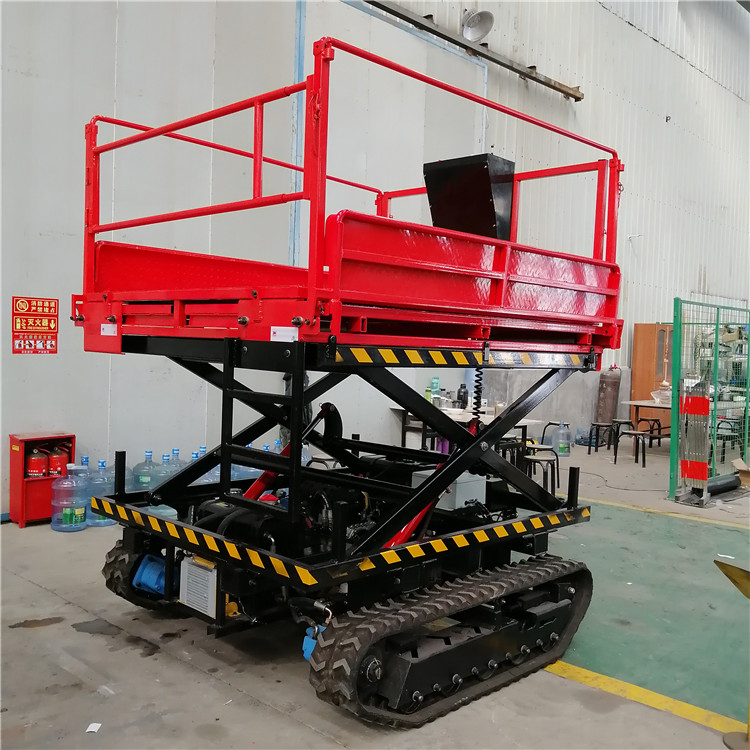 Crawler self-propelled hydraulic lifting platform for orchard picking Mobile scissor fork type small elevator