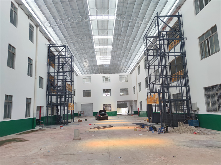 Weilin Qinli manufacturer customizes factory elevators, cargo elevators, warehouse elevators, customized electric lifting platforms