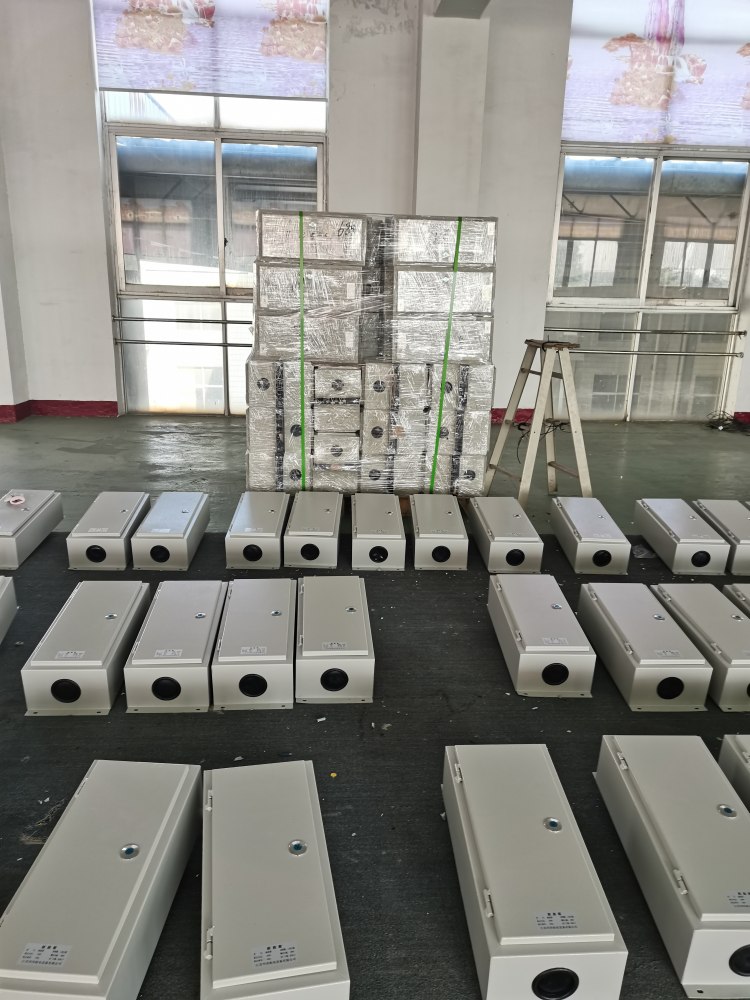 密集型封闭式母线槽插接箱 结构紧凑 性能稳定 友助