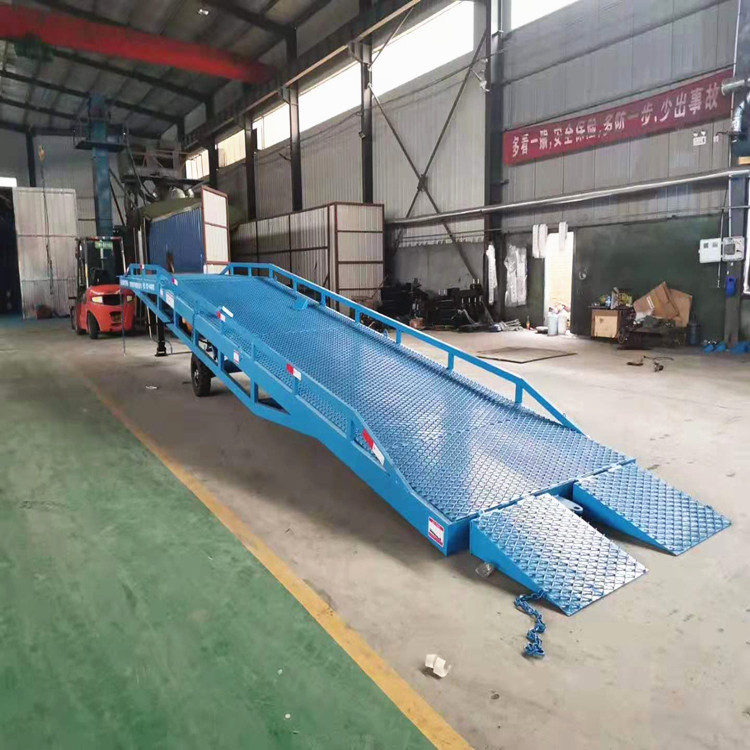 Shengrong 10 ton mobile loading and unloading bridge loading and unloading platform lifting and unloading platform