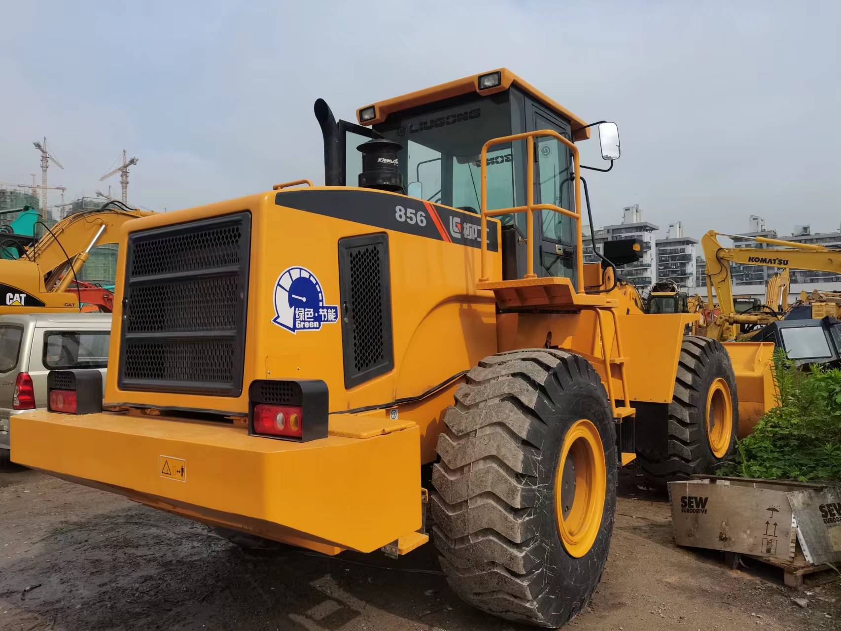 Sales of Liugong 856 loader, road infrastructure and other engineering projects, flexible and easy to operate