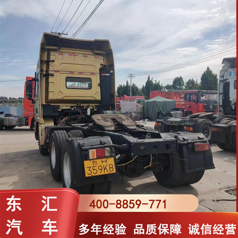 Purchase and sales of Guo5 Delong X3000 traction speed compared to 4.11 Dongfeng Tianlong light body traction vehicle, exported to Haowo