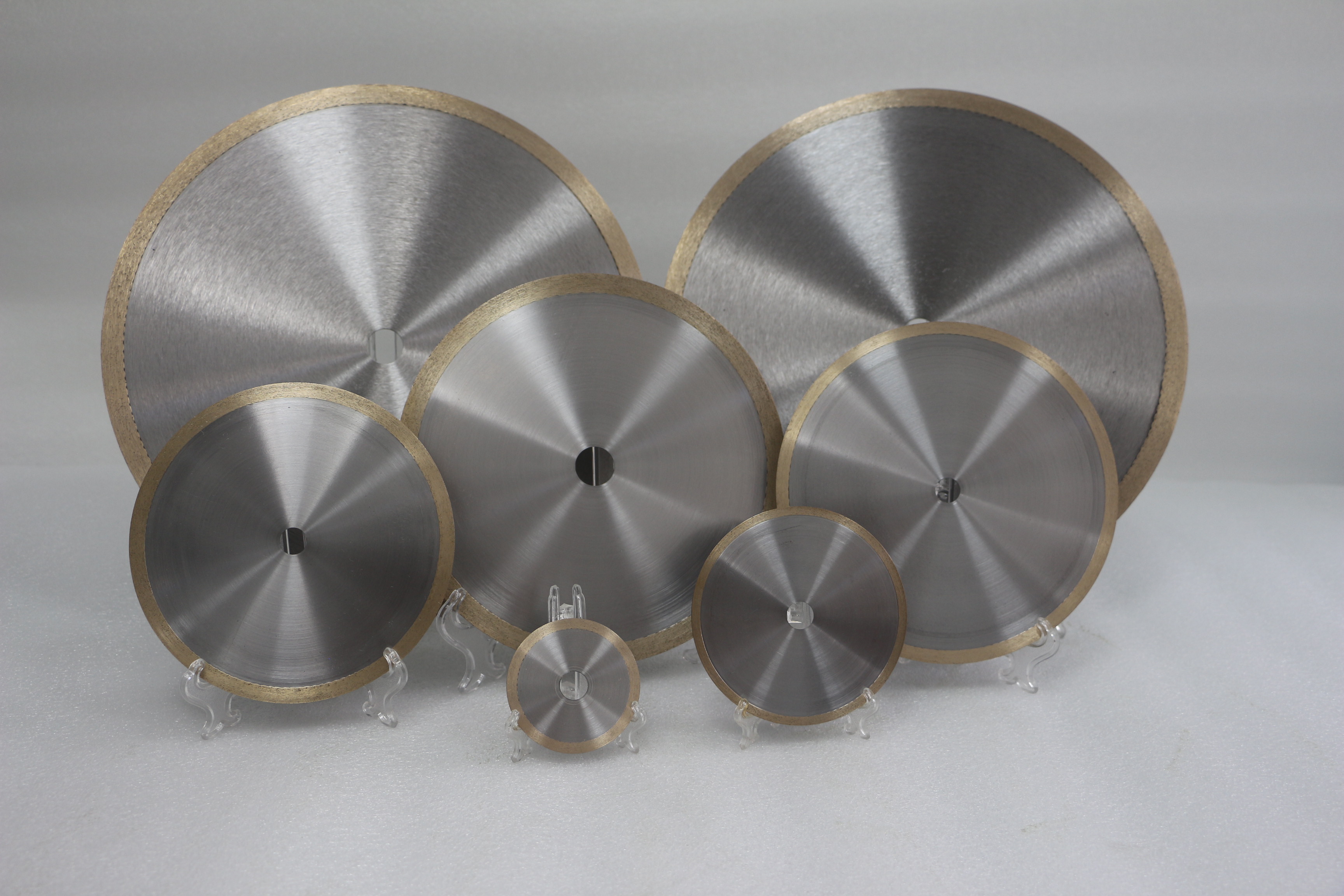 Diamond ultra-thin diamond cutting blade, glass ceramic saw blade, bronze sintered blade